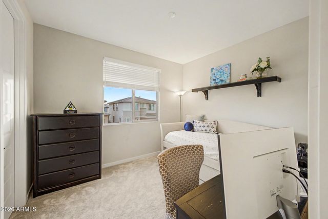 2906 E SANDS Drive, Phoenix, AZ 85050