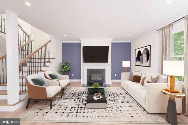 2328 ROCKVALE RD, Lancaster, PA 17602