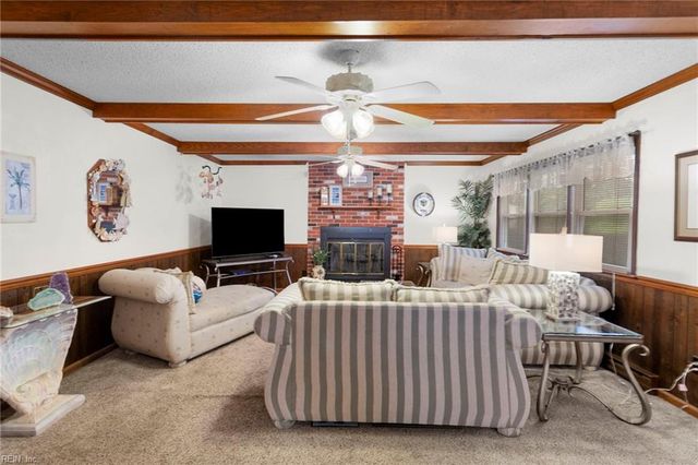 552 Sterling RD, Virginia Beach, VA 23464