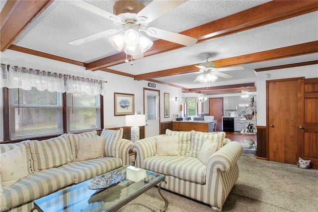 552 Sterling RD, Virginia Beach, VA 23464