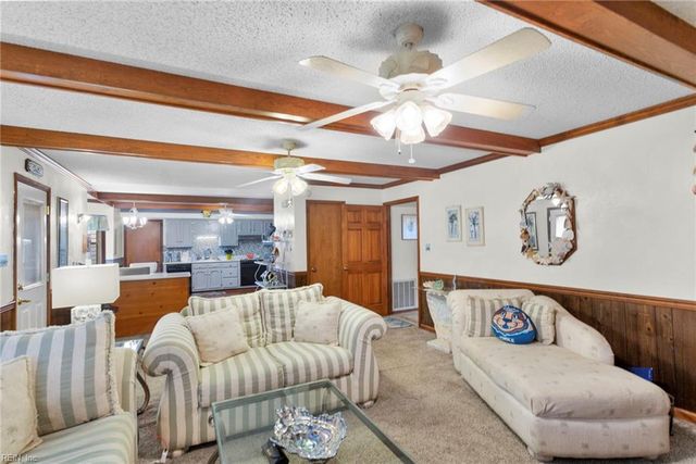 552 Sterling RD, Virginia Beach, VA 23464