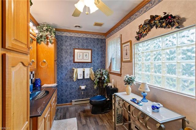 552 Sterling RD, Virginia Beach, VA 23464