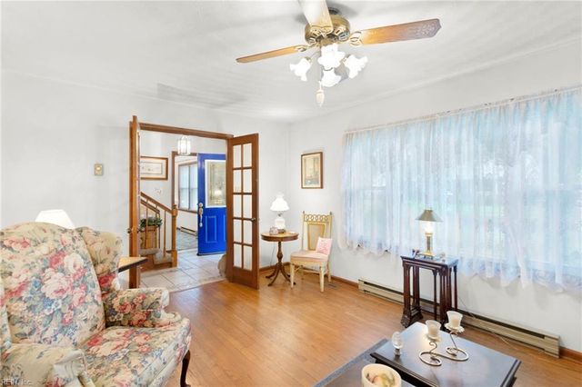 552 Sterling RD, Virginia Beach, VA 23464