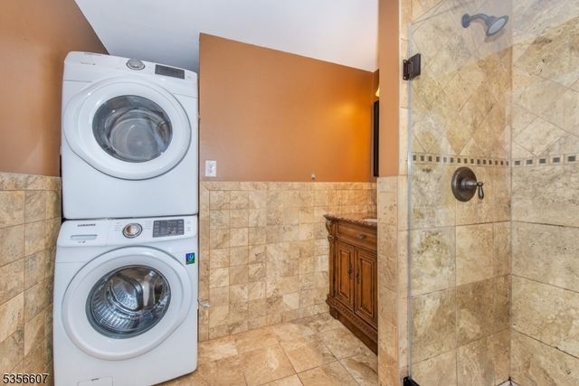 62 Naples Ave, Belleville Twp., NJ 07109