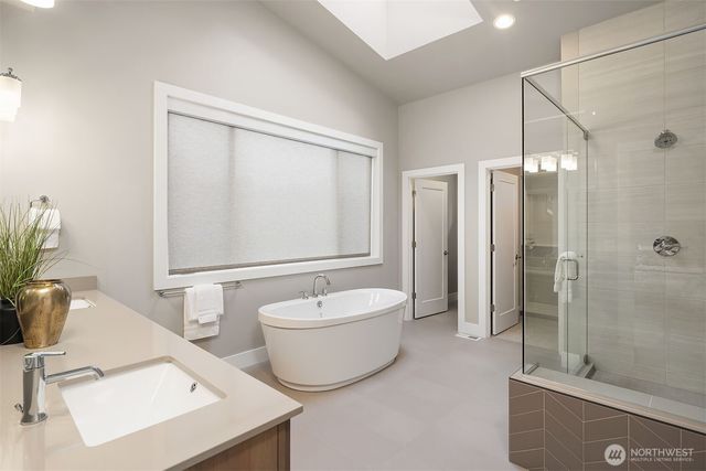 2483 242nd Place NE, Sammamish, WA 98074