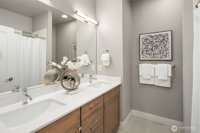 2483 242nd Place NE, Sammamish, WA 98074