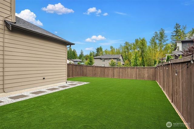2483 242nd Place NE, Sammamish, WA 98074