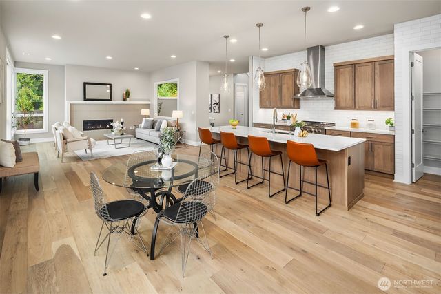 2483 242nd Place NE, Sammamish, WA 98074