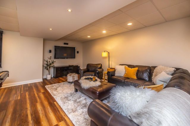 182 PORTSMOUTH CIR, Glen Mills, PA 19342
