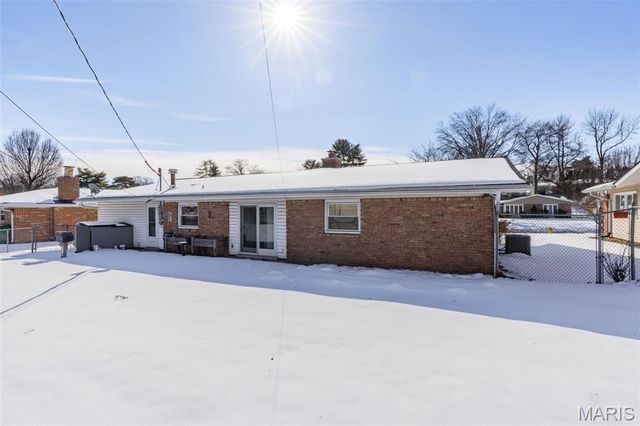 9149 Garber Road, St Louis, MO 63126