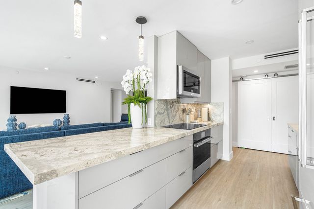 120 SE 5th Avenue 319, Boca Raton, FL 33432