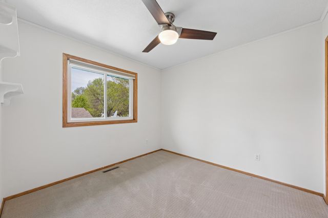 22463 129th Place N, Rogers, MN 55374