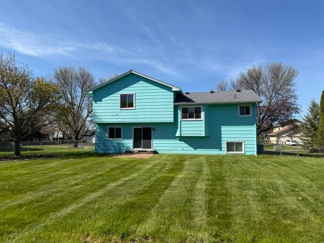 22463 129th Place N, Rogers, MN 55374