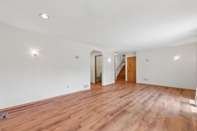 22463 129th Place N, Rogers, MN 55374