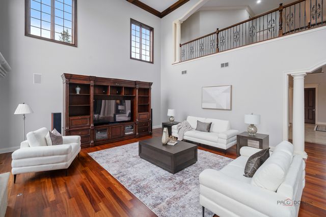 435 Winfield Lane, Inverness, IL 60010