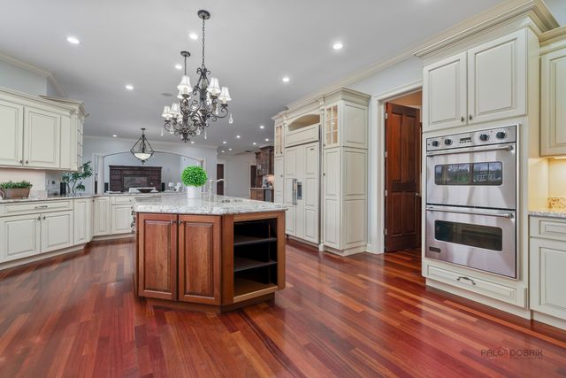 435 Winfield Lane, Inverness, IL 60010