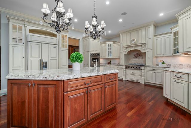 435 Winfield Lane, Inverness, IL 60010