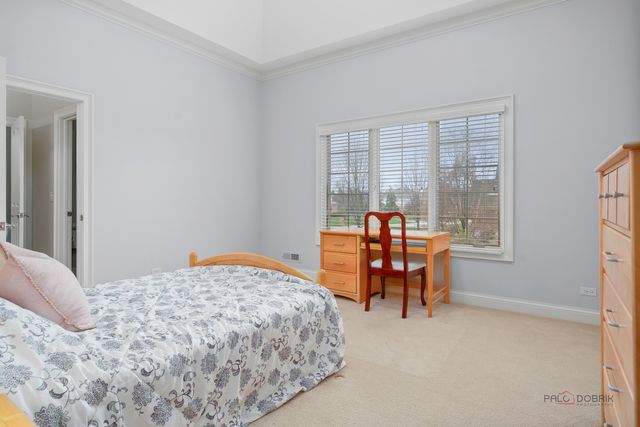 435 Winfield Lane, Inverness, IL 60010
