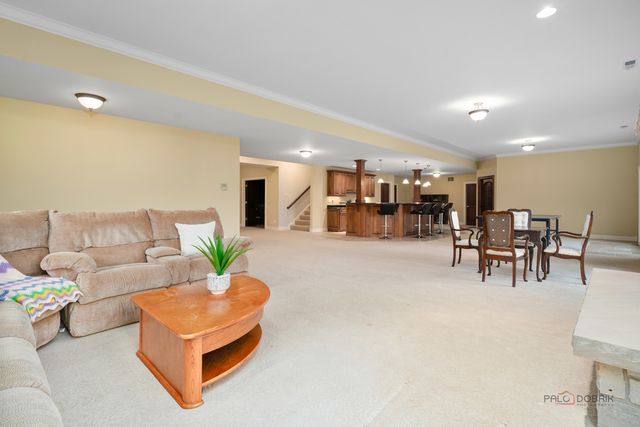 435 Winfield Lane, Inverness, IL 60010