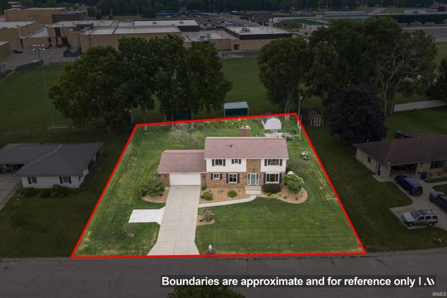 59214 Park Shore Drive, Elkhart, IN 46517
