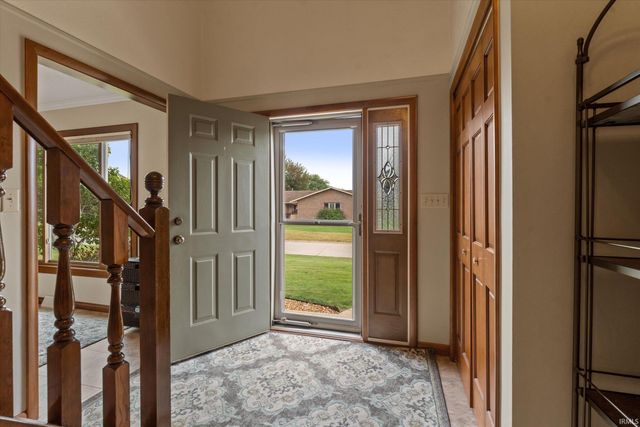 59214 Park Shore Drive, Elkhart, IN 46517
