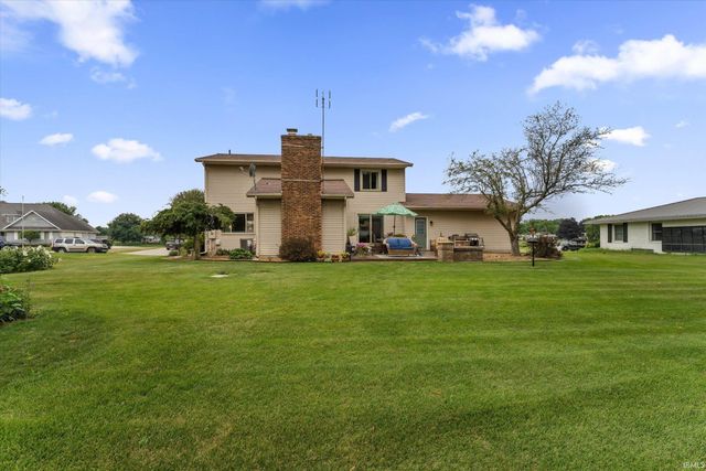 59214 Park Shore Drive, Elkhart, IN 46517