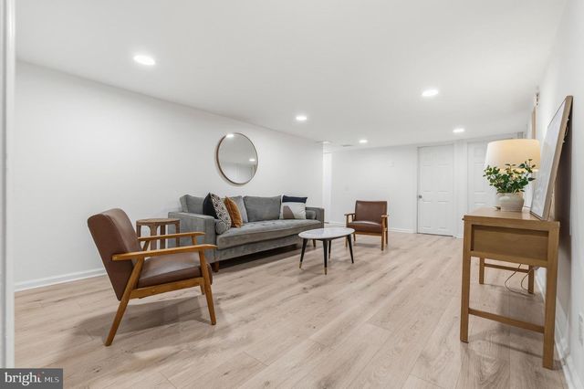 2914 DOUGLAS ST, Alexandria, VA 22306