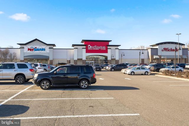 2914 DOUGLAS ST, Alexandria, VA 22306