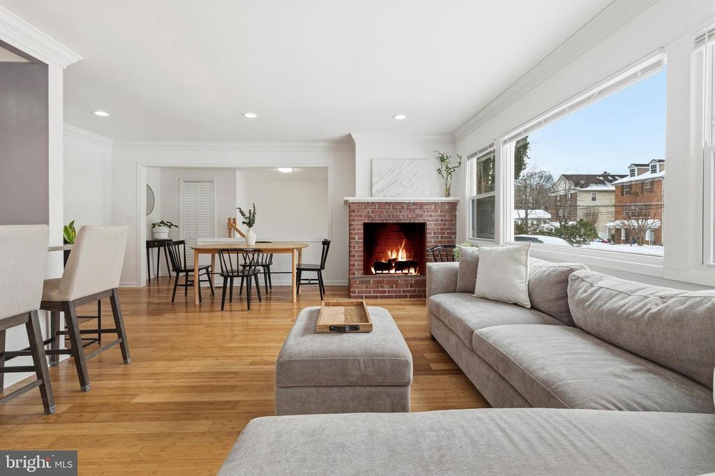 2914 DOUGLAS ST, Alexandria, VA 22306