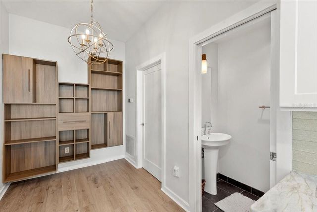 400 4TH AVENUE S 1008, St Petersburg, FL 33701