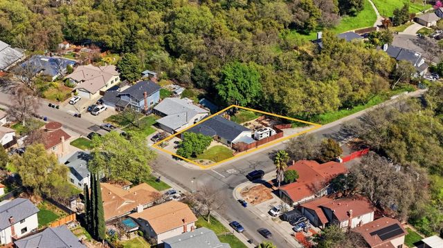 7000 Sunburst Way, Citrus Heights, CA 95621