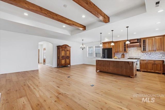 2016 E Mainacht St, Meridian, ID 83642