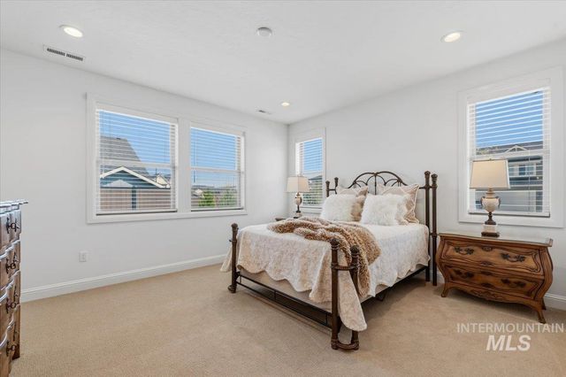 2016 E Mainacht St, Meridian, ID 83642