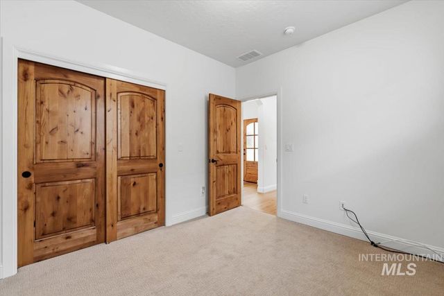 2016 E Mainacht St, Meridian, ID 83642