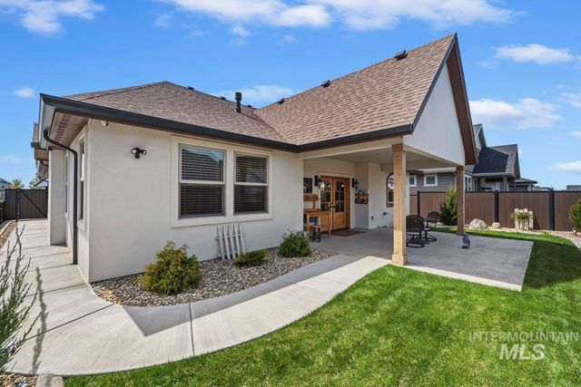 2016 E Mainacht St, Meridian, ID 83642