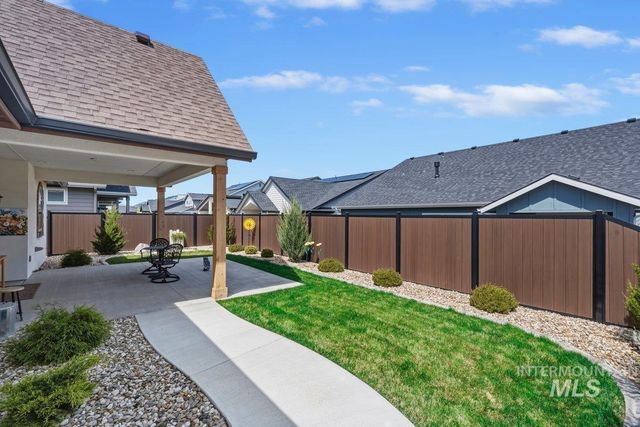 2016 E Mainacht St, Meridian, ID 83642