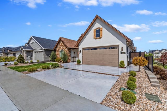 2016 E Mainacht St, Meridian, ID 83642