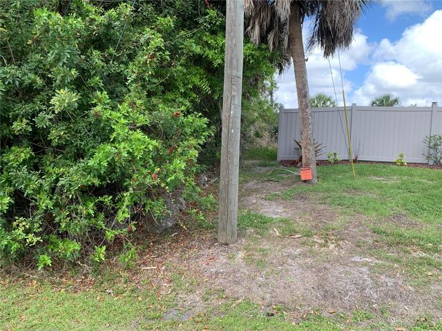 1375 CLEARVIEW DRIVE, Port Charlotte, FL 33953