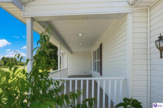 113 W Donna Reed Boulevard, Cecilia, KY 42724