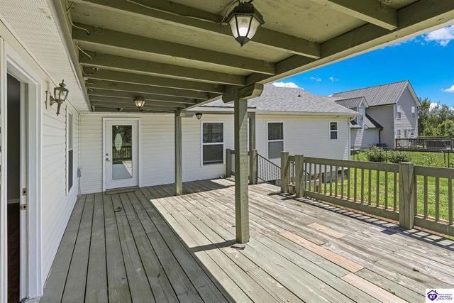 113 W Donna Reed Boulevard, Cecilia, KY 42724