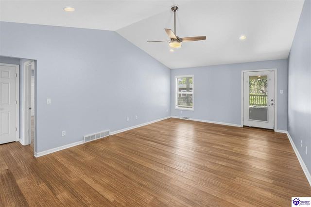 113 W Donna Reed Boulevard, Cecilia, KY 42724