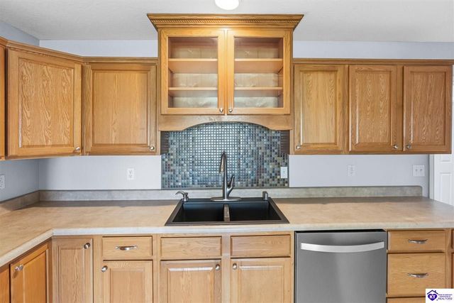 113 W Donna Reed Boulevard, Cecilia, KY 42724