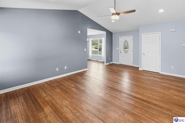 113 W Donna Reed Boulevard, Cecilia, KY 42724