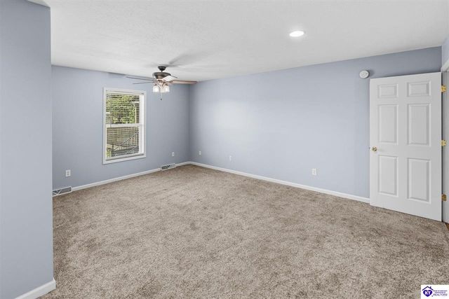 113 W Donna Reed Boulevard, Cecilia, KY 42724