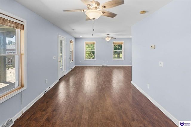 113 W Donna Reed Boulevard, Cecilia, KY 42724