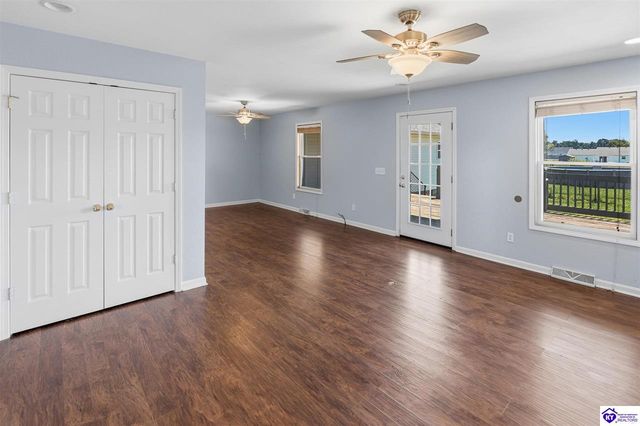 113 W Donna Reed Boulevard, Cecilia, KY 42724