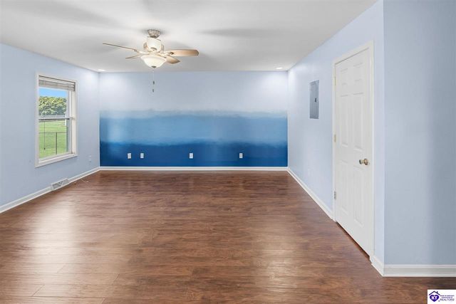 113 W Donna Reed Boulevard, Cecilia, KY 42724
