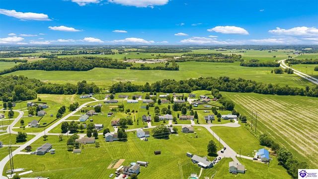 113 W Donna Reed Boulevard, Cecilia, KY 42724