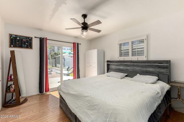 1301 W MacKenzie Drive, Phoenix, AZ 85013