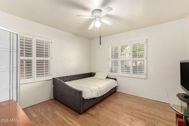 1301 W MacKenzie Drive, Phoenix, AZ 85013